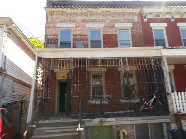 997 E 37th St, Brooklyn, NY 11210