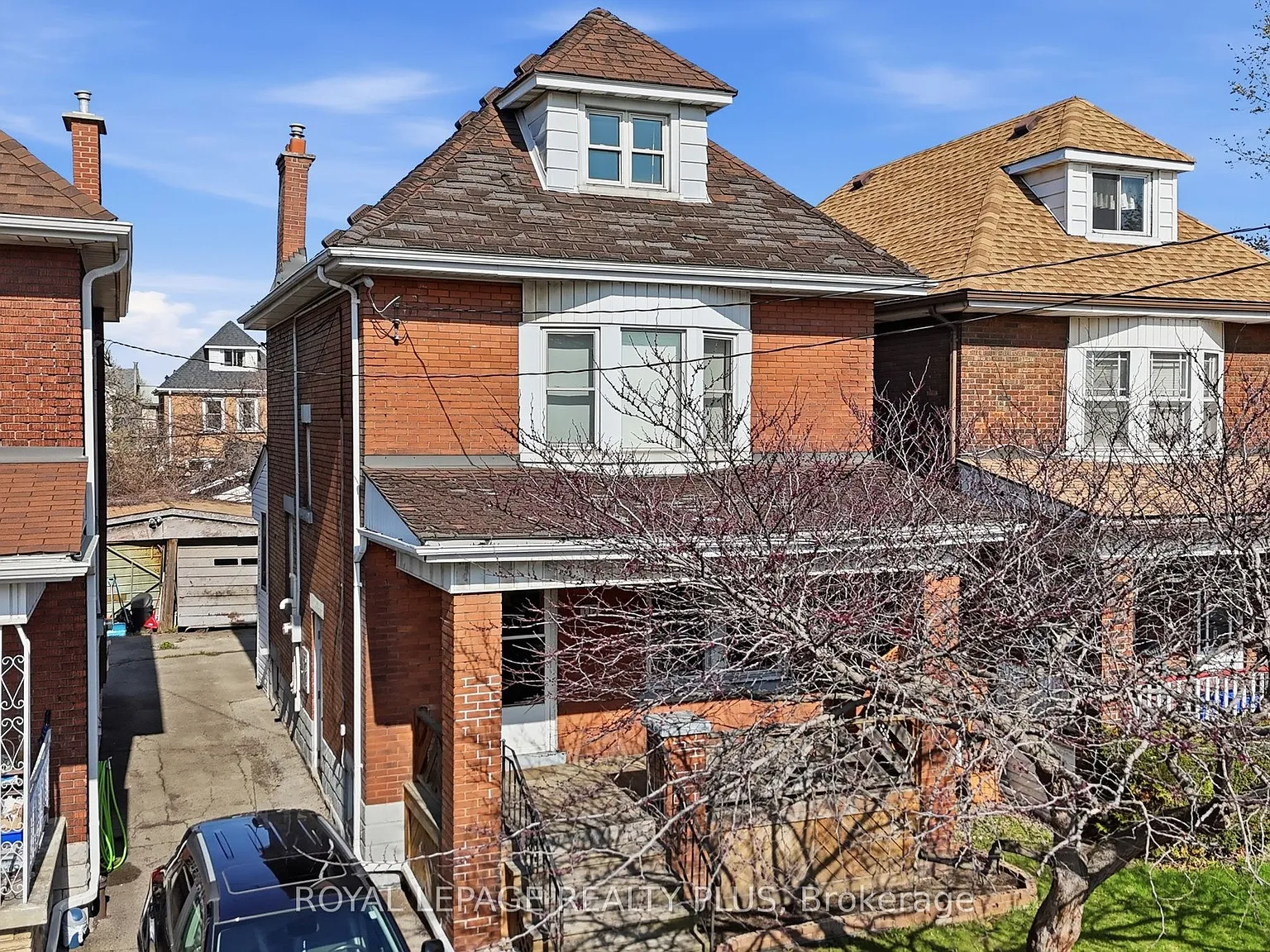 4 bed, $2,500 — Photo 2