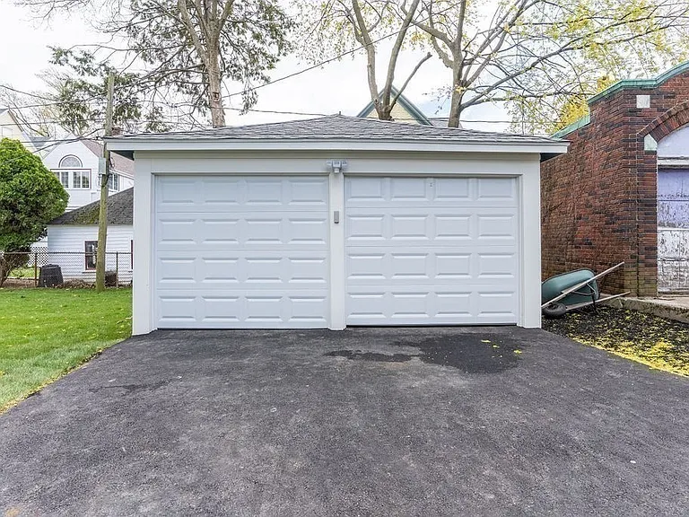 55 Lyndhurst St #1 — Photo 15