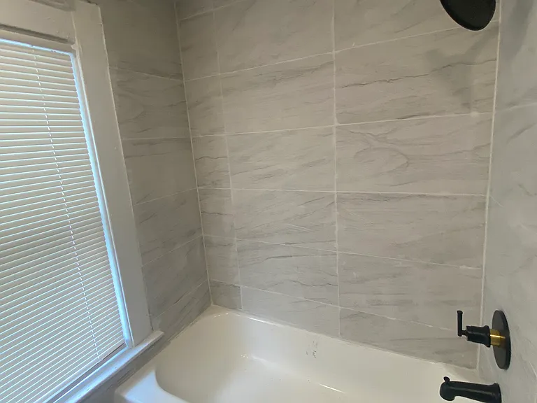 1049 King St — Photo 14