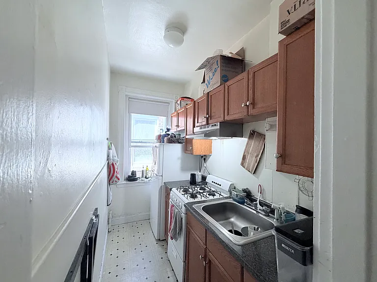 1822 Beacon St #6 — Photo 11