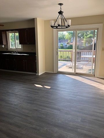 2nd image of 314 W Clarendon Dr