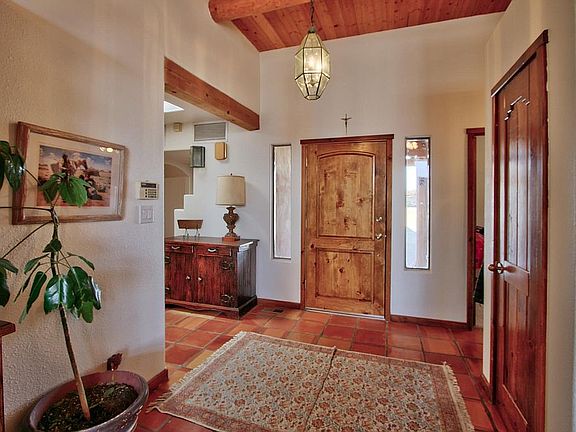 4th image of 107 Camino De La Tierra