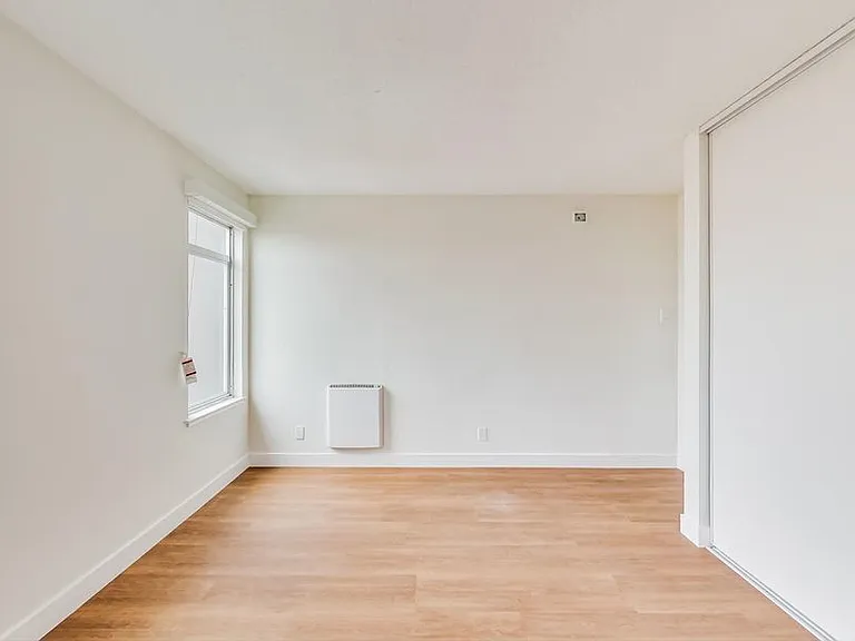 4350 Kirkham Street — Photo 19