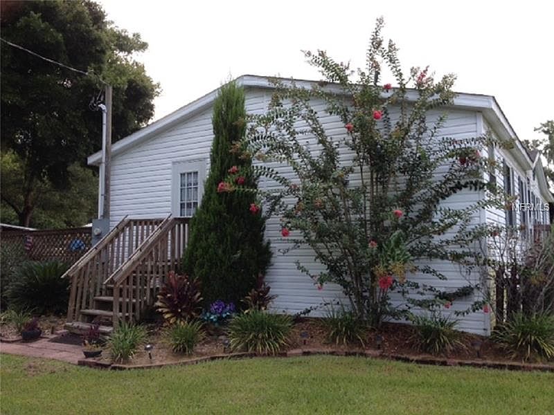 2nd image of 238 S Magnolia Ave
