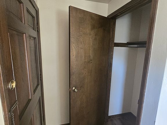 5th image of 4314 Pitt St