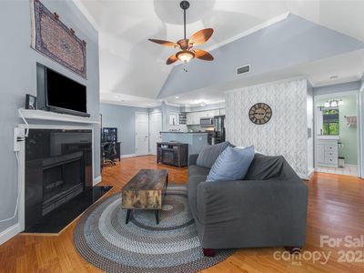 2510 Cranbrook Ln, Charlotte, NC, 28207