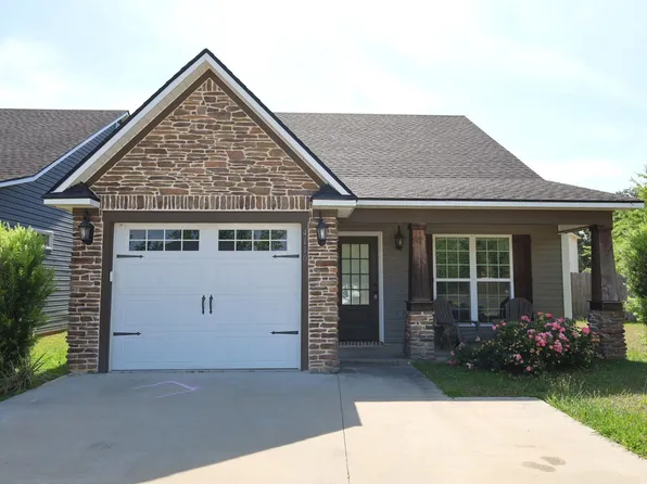 4110 Barrington Dr, Valdosta, GA 31605