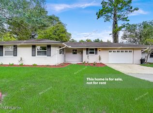 828 Montego Rd W, Jacksonville, FL 32216