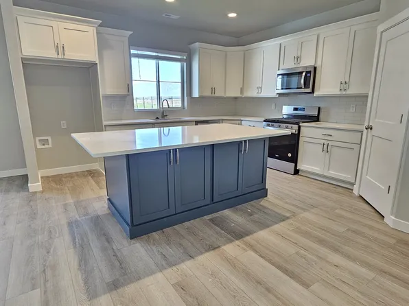 3782 S 4250 W Unit B, West Haven, UT 84401