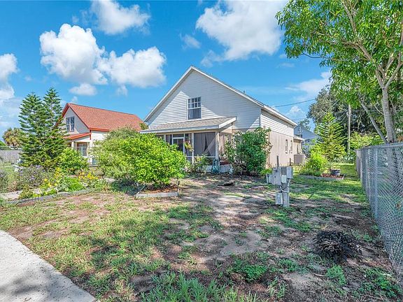 3rd image of 5810 HICKMAN STREET