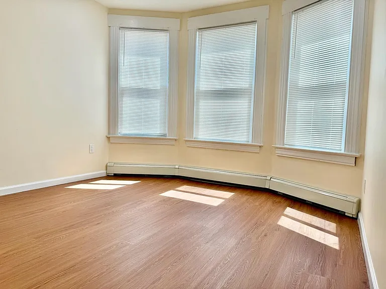 19 Baldwin Ave #2 — Photo 6
