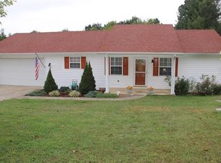 186 Halcomb Dr, Somerset, KY 42501