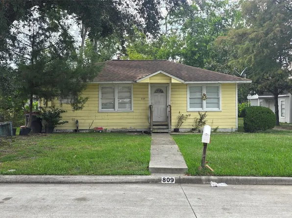 809 N Avenue D, Humble, TX 77338