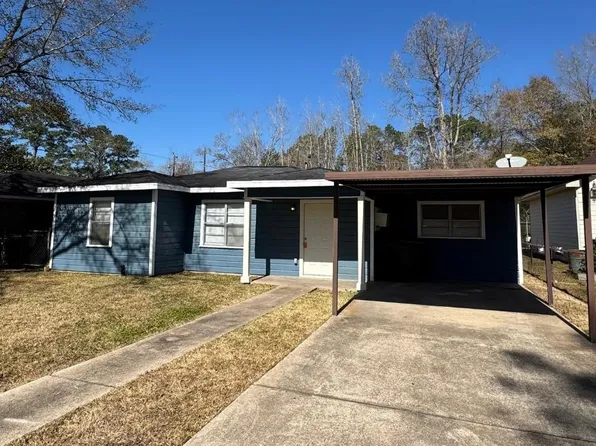 3270 Christopher St, Beaumont, TX 77708