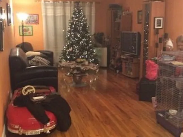 2626 Homecrest Avenue image 1 of 11