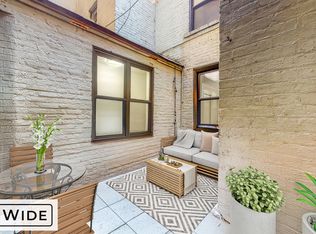147 E 72nd St, New York, NY 10021