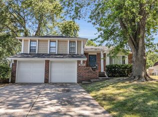 1412 NW Wallingford Pl, Blue Springs, MO 64015