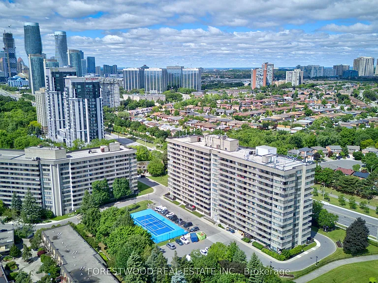 1300 Mississauga Valley Blvd #1108 — Photo 26