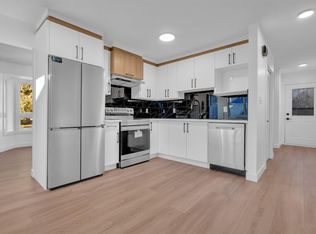 1111 49a St NW, Edmonton, AB T6L4C5