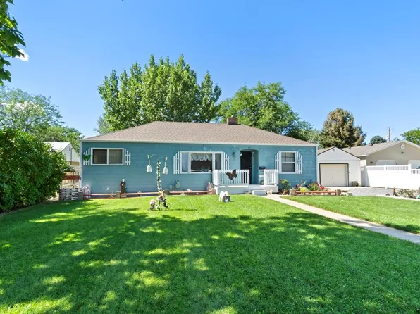 670 Oregon Ave, Lovell, WY 82431