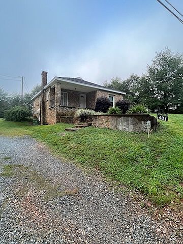 1st image of 431 W College Ave