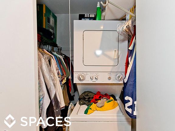 5th image of 2512 N Southport Ave #One_f