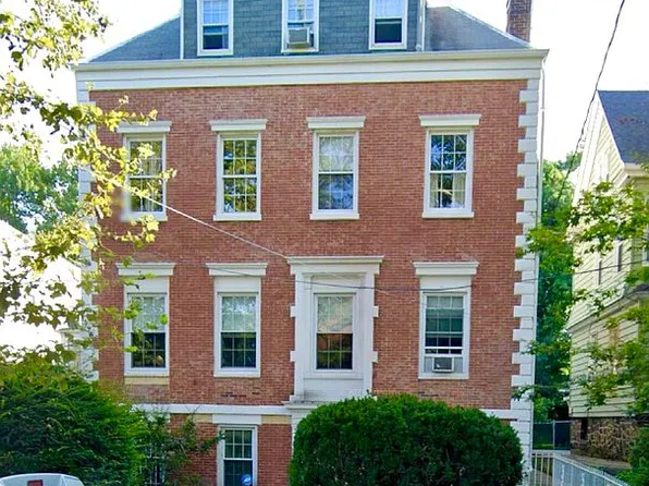 37 Emory St, Jersey City, NJ 07304