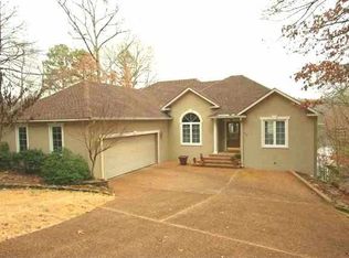 98 Arjona Way, Hot Springs Village, AR 71909