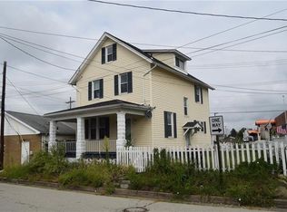 10 Cedar St, Latrobe, PA 15650