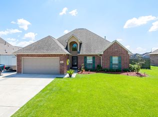 6070 Waterford Ln, Sorrento, LA 70778