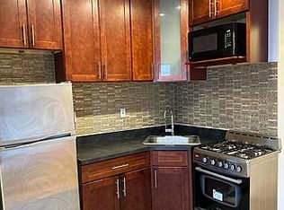 807 Beverley Rd #2L, Brooklyn, NY 11218