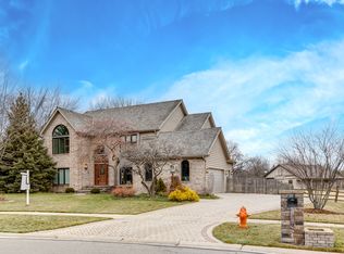 1747 Atwood Cir, Naperville, IL 60565