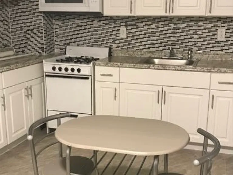 10 Congress St #1 — Photo 2
