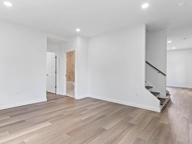 51 S Harrisburg St #3 — Photo 7