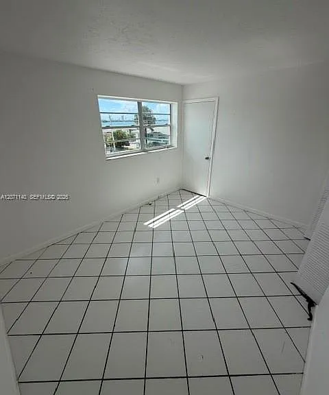 2001 Bay Dr #301 — Photo 8
