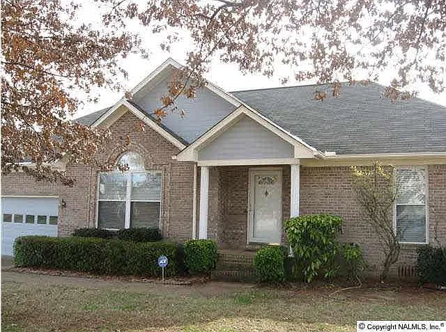 124 Dawn Dr