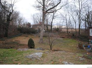 35 Shelburne Rd, Yonkers, NY 10710