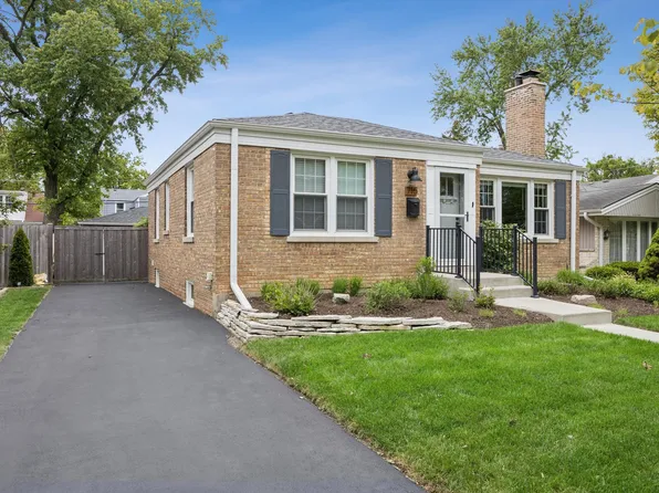 715 Forest Rd, La Grange Park, IL 60526