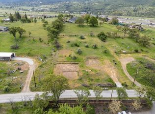 198 E Butler Ln, Ashland, OR 97520