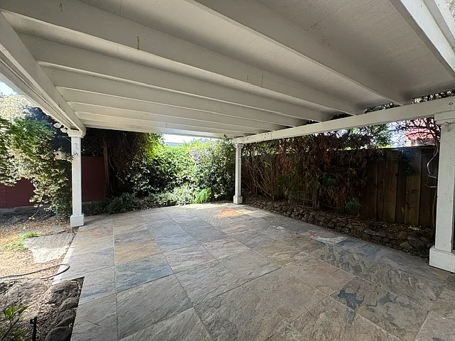 21119 Ashfield Ave — Photo 20