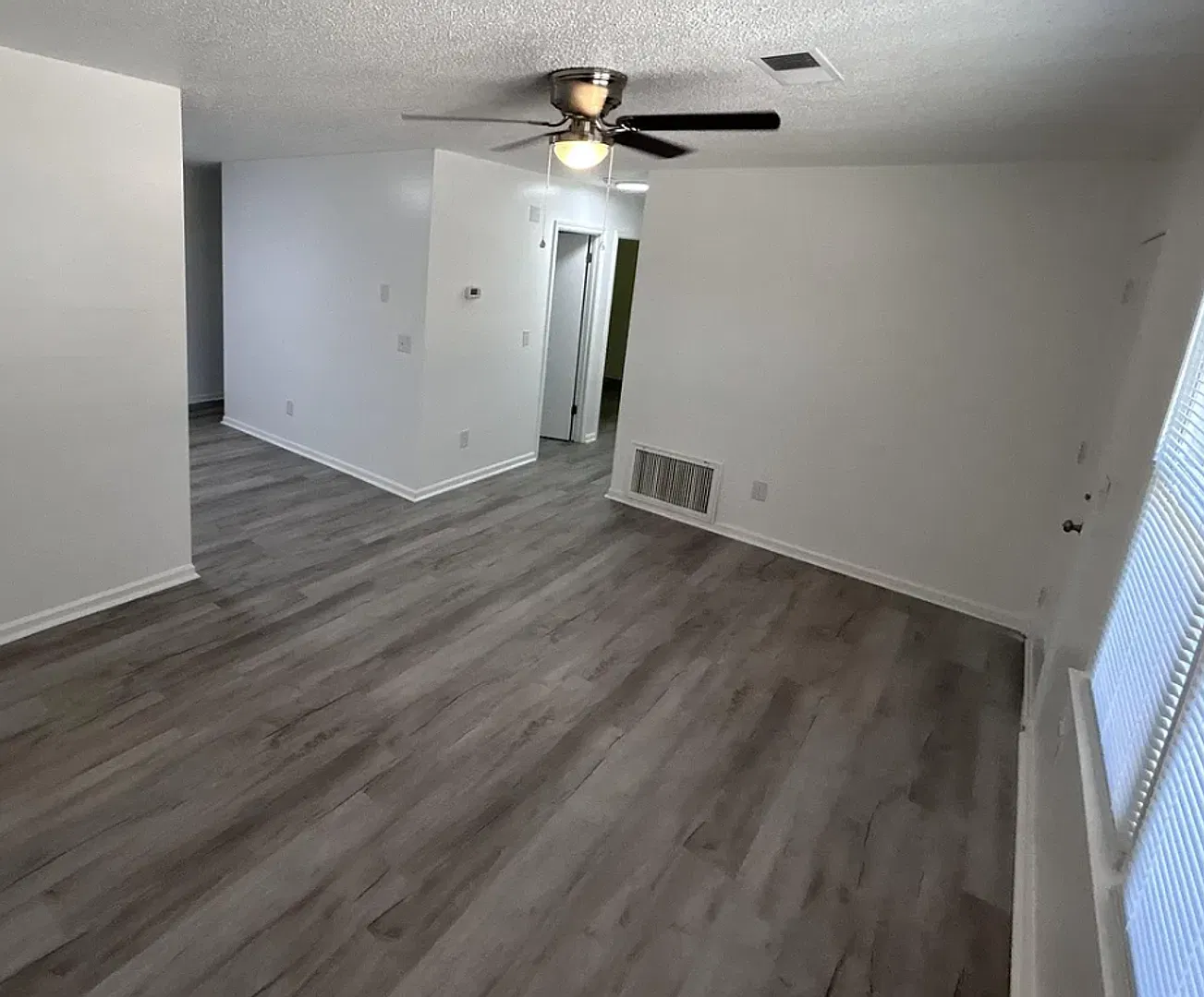 Beautifully Updated 2-Bedroom Home in West Columbia! — Photo 3