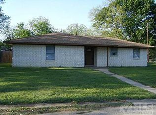 342 E Wilson Ave, Pilot Point, TX 76258