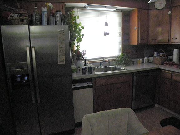 4th image of 107 Calumet Dr