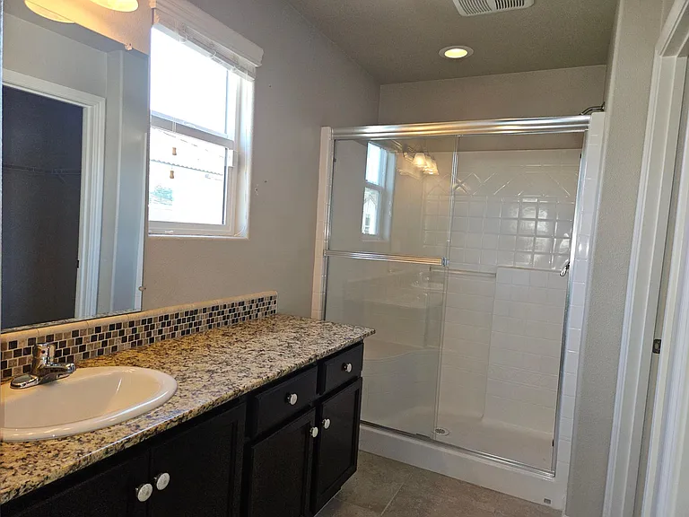 3767 Amity Ln — Photo 7