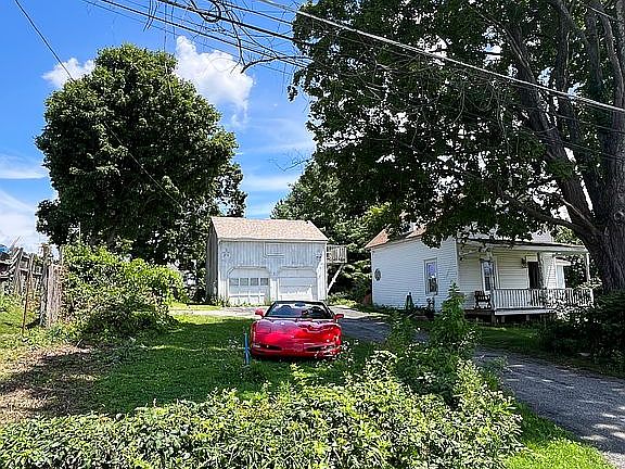 5th image of 17 Grove St #19