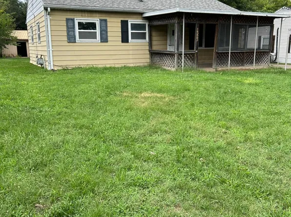 1323 Pershing Ave, Middletown, OH 45044