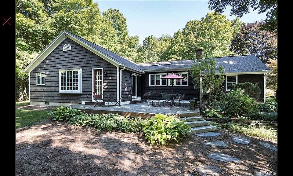 2nd image of 2 Duncaster Cir