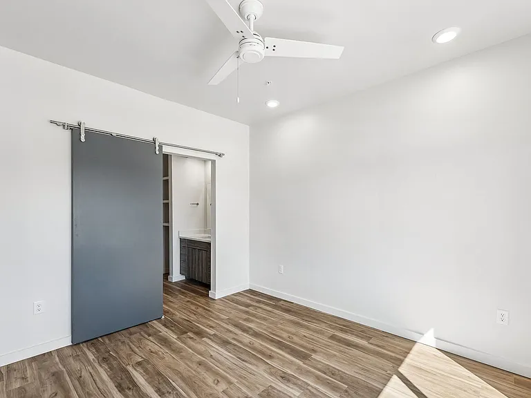 Nova Living — Photo 30