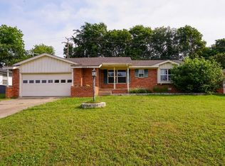 1902 E 11th St, Ada, OK 74820